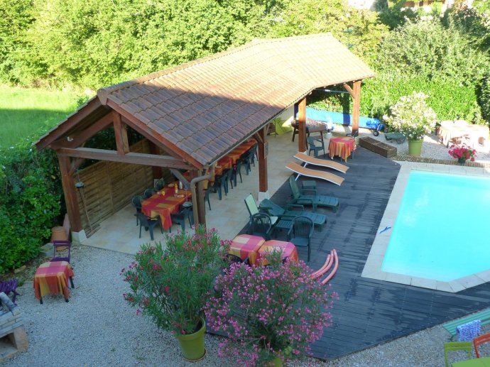 coin-repas-piscine.jpg